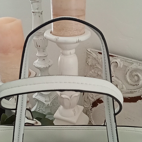 Guess flower bag and wallet - Picture 5 of 15